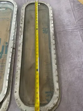 371207 Airstream 1969-78 Flat Stack Medium Fixed Window Riveted Single Pane Used #2 371207 Airstream 1969-78 Flat Stack Medium Fixed Window Riveted Single Pane Used #2