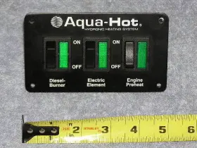 Rv292c Aqua-hot Rv Marine Bus Van 3 Gang 12v Switch Panel Led On / Off Light - Sub-part Rv292c Aqua-hot Rv Marine Bus Van 3 Gang 12v Switch Panel Led On / Off Light - Sub-part