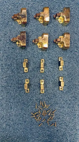 0864xc Brainers Mfg Vintage Brass Plated Drawer Catches Surface Mount Cabinet Door Rv - 6 Pairs
