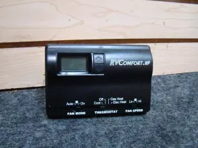Ar7823 Coleman Used Rv/motorhome Mach Rvcomfort.hp Thermostat P/n