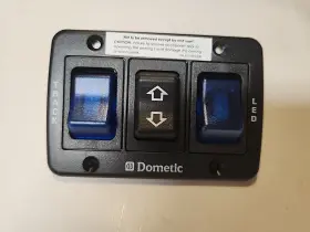 Ah-asy-p3-5-002 Dometic 3316287.000 12 Vdc Power Rocker Switch Kit