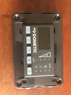 340460 Dometic Elite Ii Control Panel