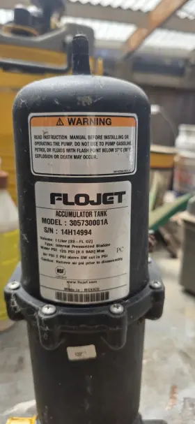305730001a Flojet 14h14994 1l Accumulator Tank With Internal Bladder Vanlife Rv Offgrid