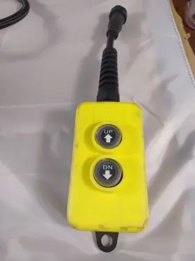 395-55 Kti Two Button Dump Remote Controller With 10 Inch Of Cable 395-55 Kti Two Button Dump Remote Controller With 10 Inch Of Cable