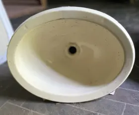 137126 Lasalle Bristol 16 156pp 10 Inch X 13 Ivory Oval Lavatory With Co Plug For Rv
