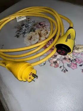 Cs30-25 Marinco Eel Shore Power Chord 25 Ft. 30amp 125v And 120v 15 Amp 3 Outlet Splitter Cs30-25 Marinco Eel Shore Power Chord 25 Ft. 30amp 125v And 120v 15 Amp 3 Outlet Splitter