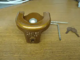 No-33 Master Lock Trailer No 33 For 1-7/8 Inch Couplers Acme Atwood Big Boy 2 Keys