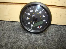 Medallion 6913-00220-11 Used Rv 6913-00220-01 Spartan Speedometer Dash Gauge