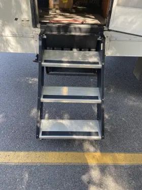 Stp-3-26-29h Morryde Stp206 Strut-assist Stepabove Rv Entry Step - 3 Step- 31.5-37.5