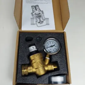 Morvat 680168517987 Adjustable Lead-free Brass Rv Water Pressure Regulator With Oil Gauge Morvat 680168517987 Adjustable Lead-free Brass Rv Water Pressure Regulator With Oil Gauge