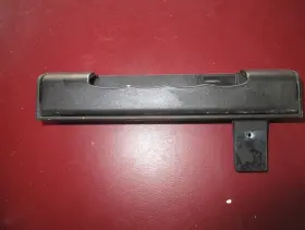 621106 Norcold 1210 Door Handle Assembly Upper Rh/lower Lh
