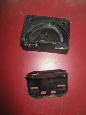 628473 Norcold 631359 1210 Refrigerator Flapper Guide Block And Strike Plate