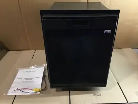 Dc740bb Norcold 2.0 Cf Marine Refrigerator Damaged / Open Box