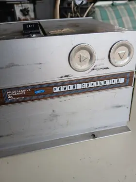 Pd-702 Progressive Dynamics Inc Vintage Power Converter From Jet Travel Trailer