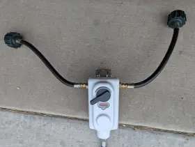 Rp-1198 Recpro Rv Propane Gas Regulator 2-stage Auto Changeover Lp For Camper Two 12 Inch Pigtails #2 Rp-1198 Recpro Rv Propane Gas Regulator 2-stage Auto Changeover Lp For Camper Two 12 Inch Pigtails #2