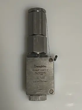 Rv9mf12nf7.5 Swagelok Medium-pressure Relief Valve 9/16 Inch Mp In 3/4 Fnpt Out