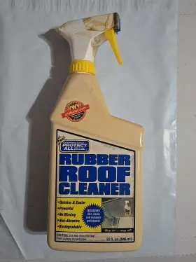 Thetford 67032 Rubber Roof Cleaner 32 Oz. Nos