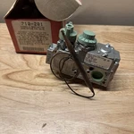 Robertshaw Hydraulic Snap-action Combination Gas Valve 710-201. Fixed Price $399.99.