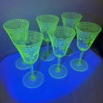 6 Cambridge Apple Green Uranium Glass Etch Cordial 704 Windows Border 1930S. Fixed Price $395.00.