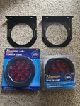 (2) Kenway Round Submersible Trailer Lights 56356 With 4 Brackets. Fixed Price $32.99.