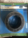 Camco 39313 4" X 3" Sewer Hose Sponge Dump Station Seal New. Fixed Price $7.99.
