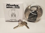 Master M40KA Keyed Padlock Magnum. Fixed Price $21.99.